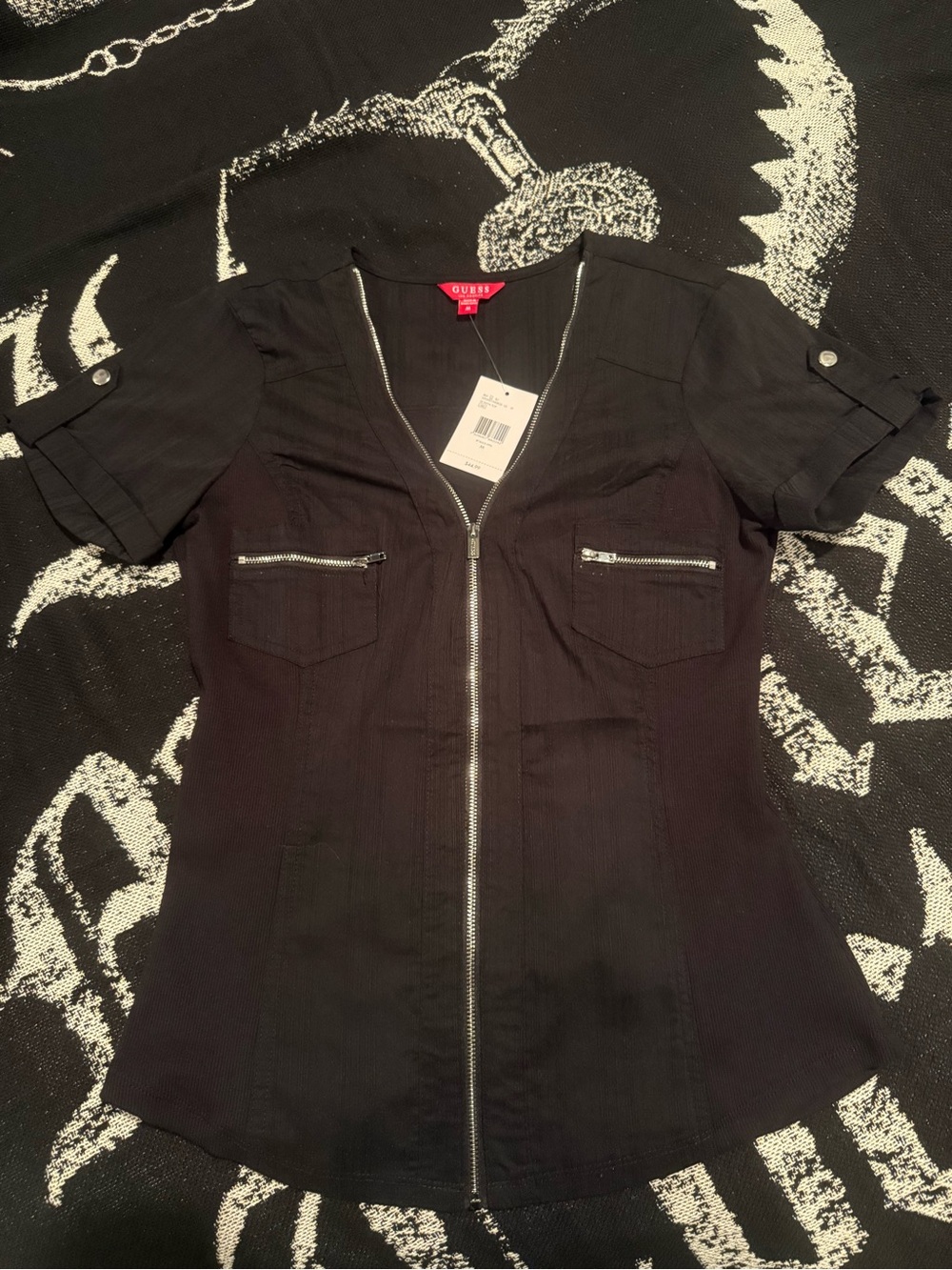 Guess zip up top